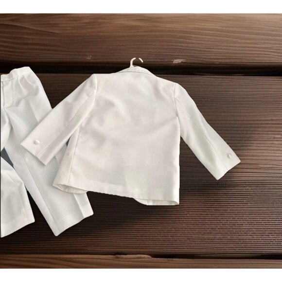 Boys White 4 Piece Suit NWT Size 5 Perfect For A Dance Or Wedding - Picture 5 of 6